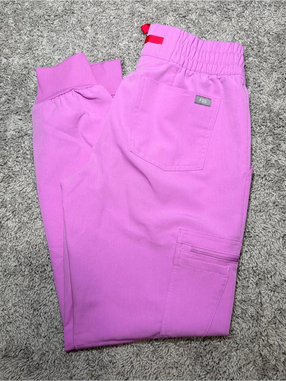 Figs Women’s Pink Cloud Uman Relaxed Jogger Scrub Pants - Picture 2 of 6